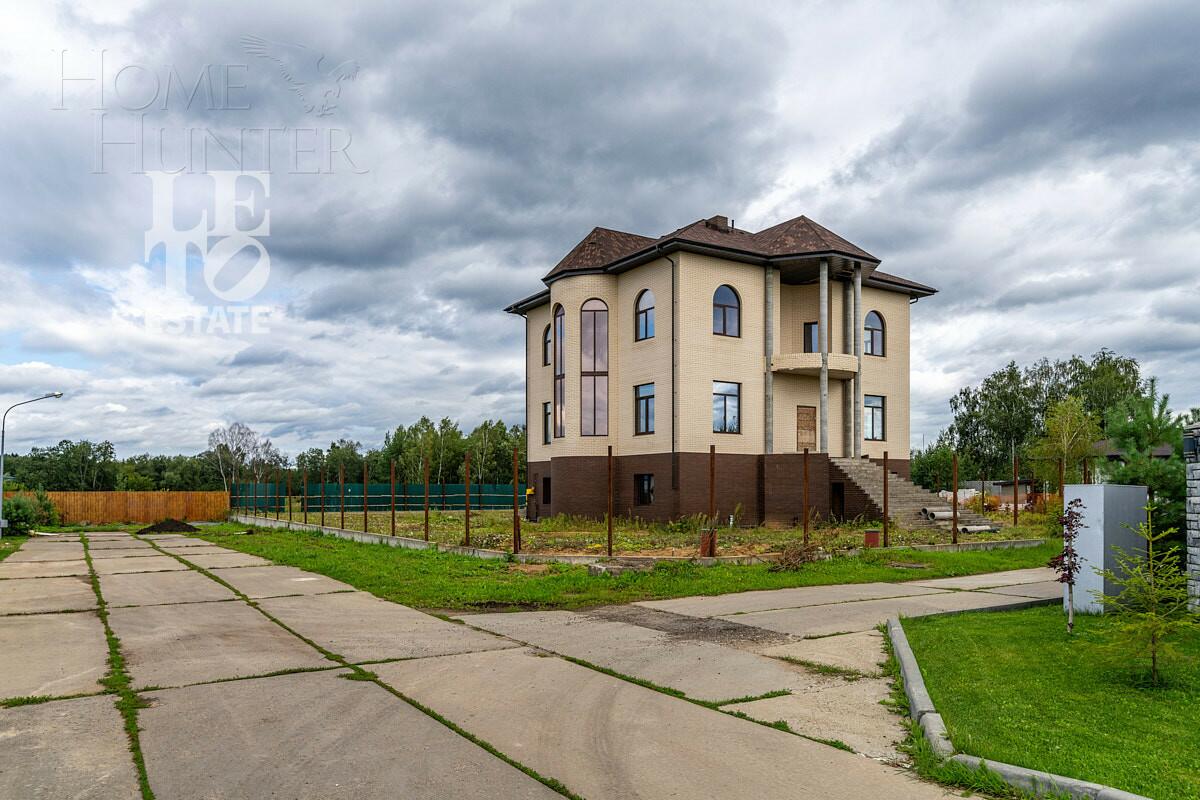 2-этажный коттедж 460 м² без отделки