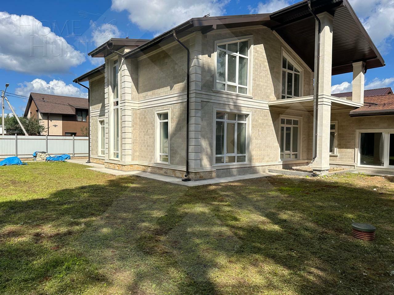 2-этажный коттедж 470 м² без отделки