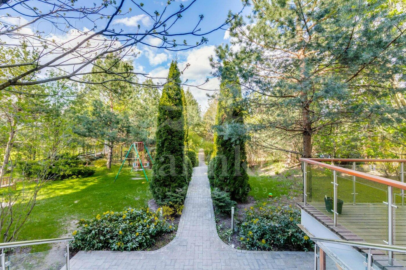 2-этажный коттедж 940 м² с отделкой