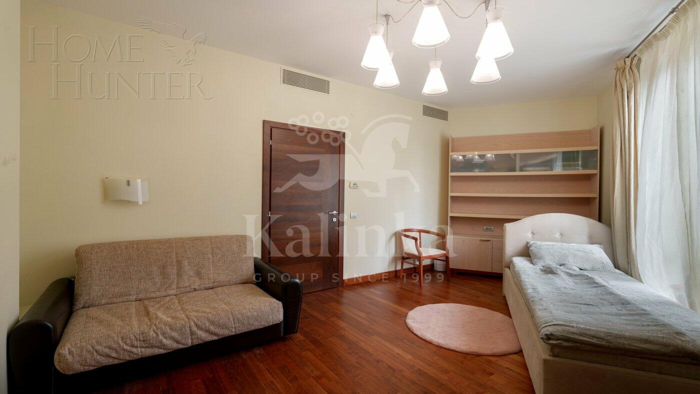 5-КОМН. КВАРТИРА С ОТДЕЛКОЙ 232.5 М² НА 3 ЭТАЖЕ