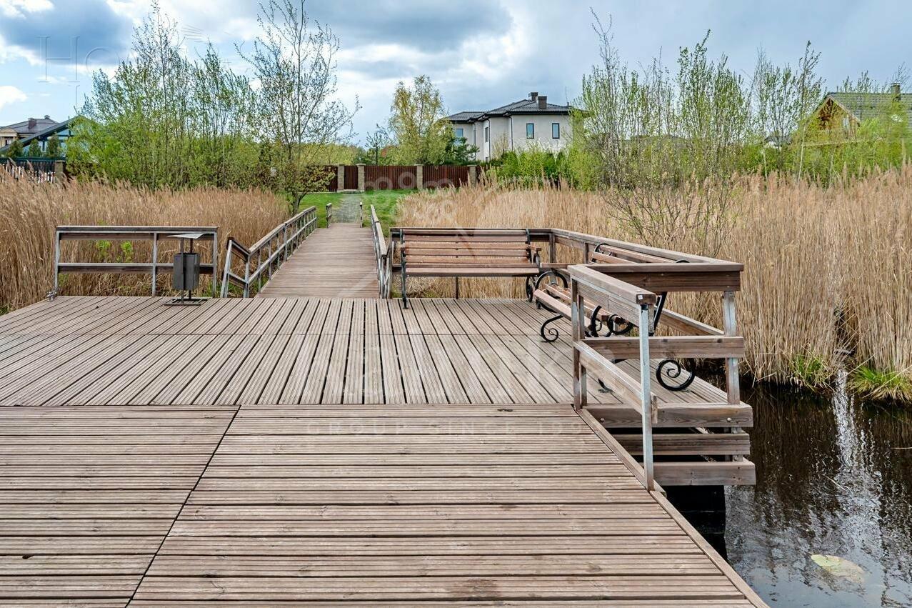 2-этажный таунхаус 240 м² с отделкой