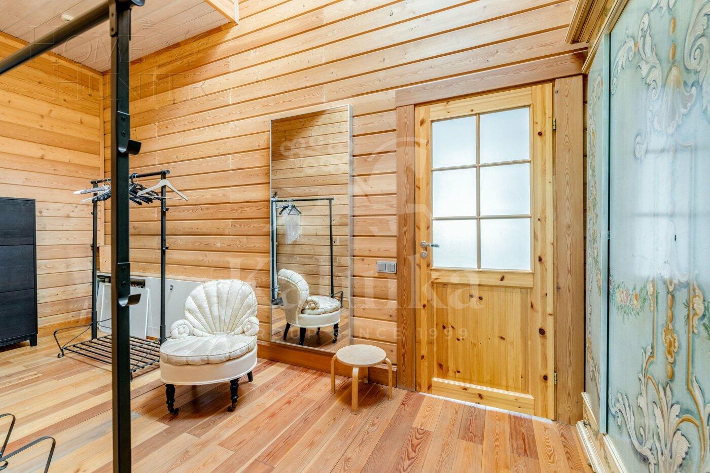 2-этажный коттедж 940 м² с отделкой