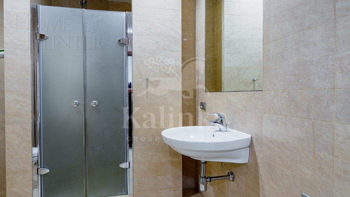 5-КОМН. КВАРТИРА С ОТДЕЛКОЙ 232.5 М² НА 3 ЭТАЖЕ