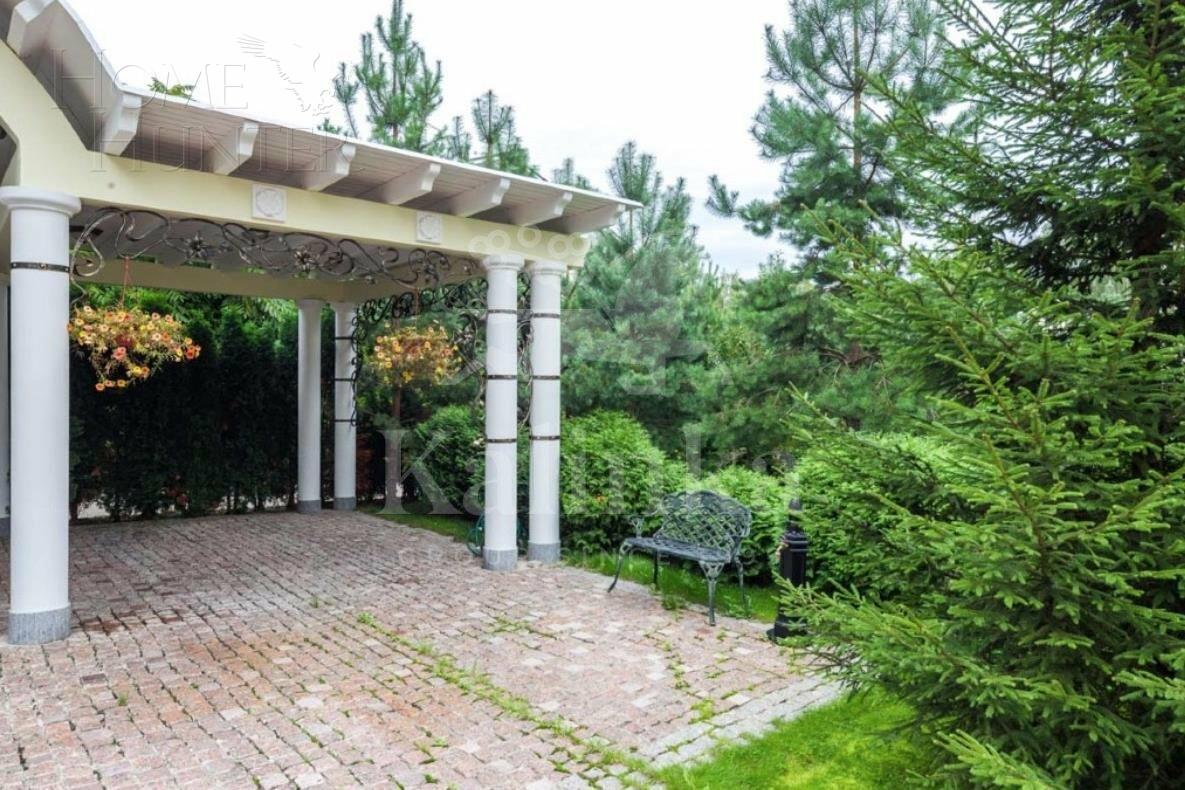 2-этажный коттедж 900 м² с отделкой