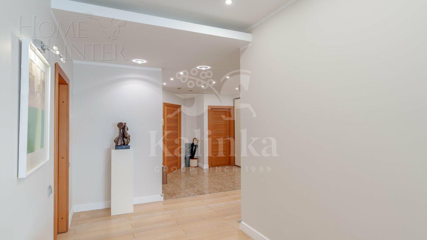 5-КОМН. КВАРТИРА С ОТДЕЛКОЙ 204.2 М² НА 3 ЭТАЖЕ