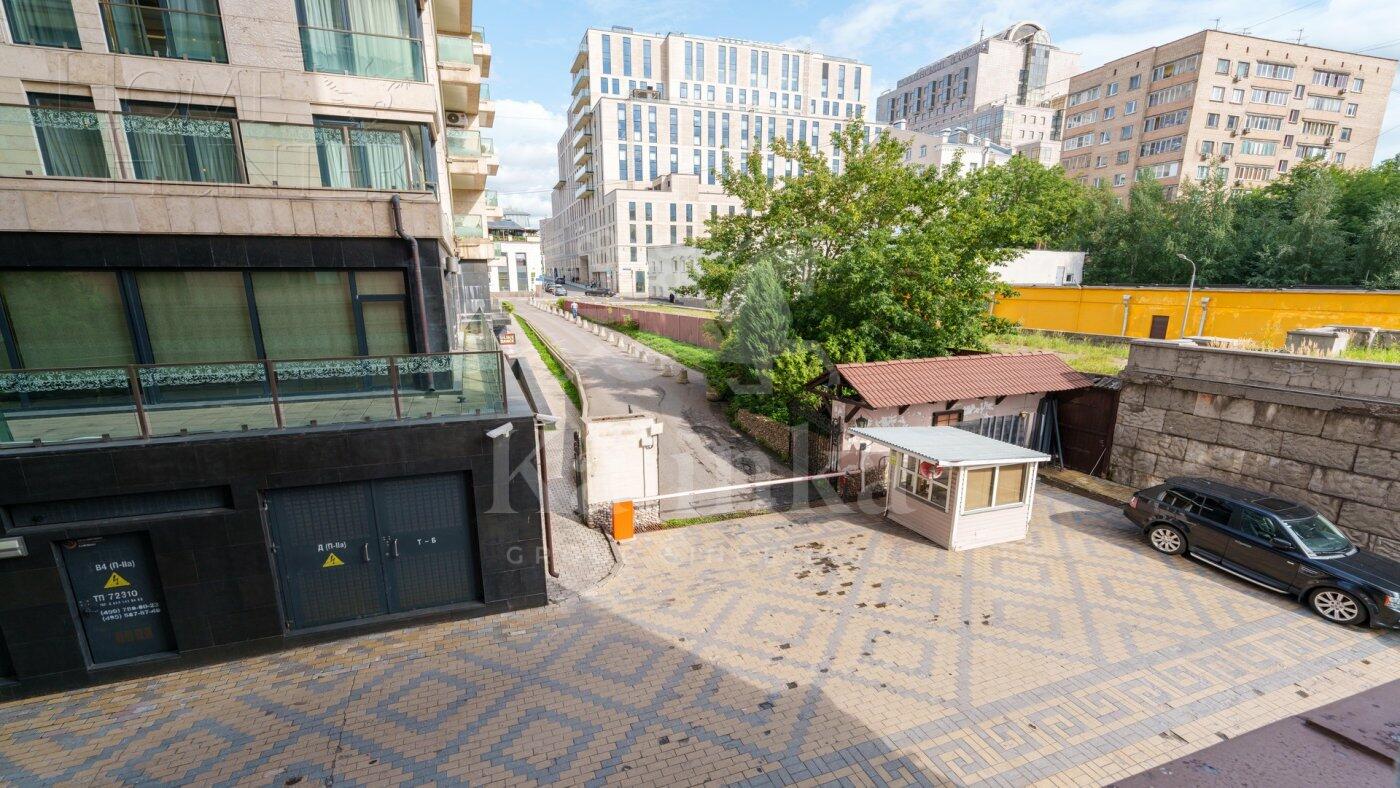 5-КОМН. КВАРТИРА С ОТДЕЛКОЙ 204.2 М² НА 3 ЭТАЖЕ