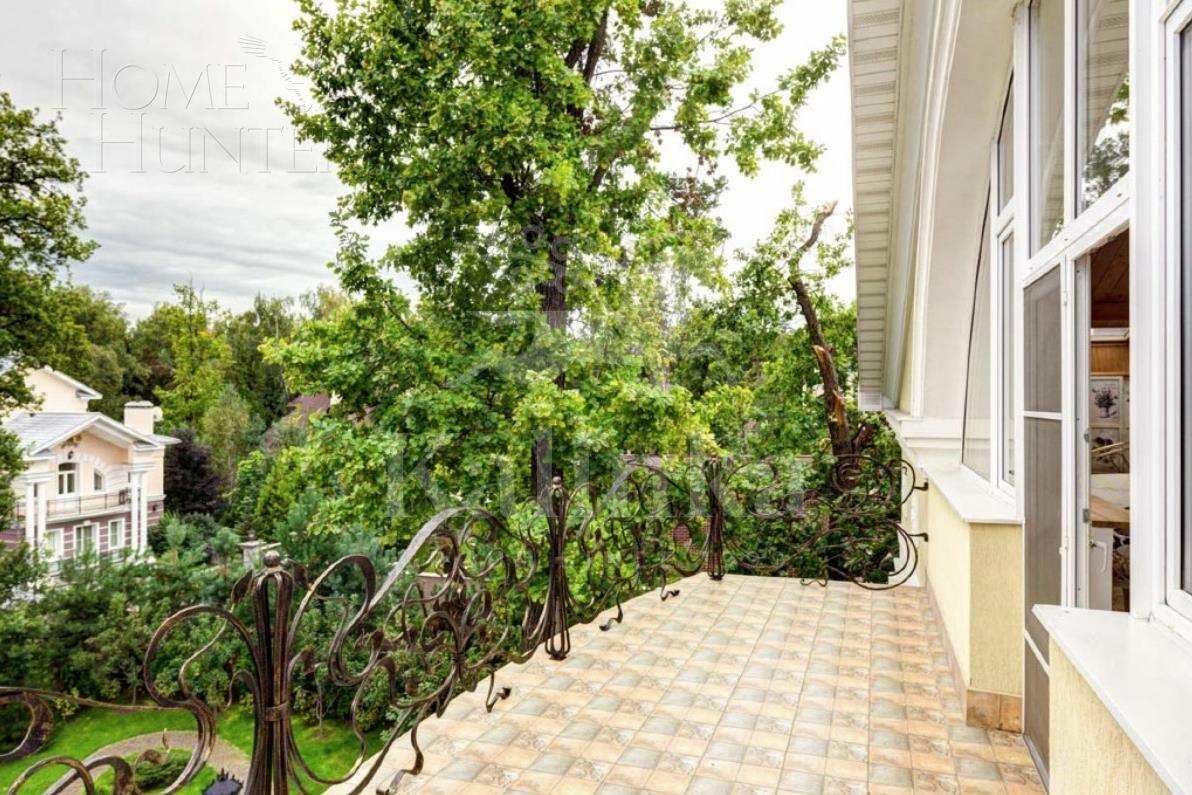 2-этажный коттедж 900 м² с отделкой