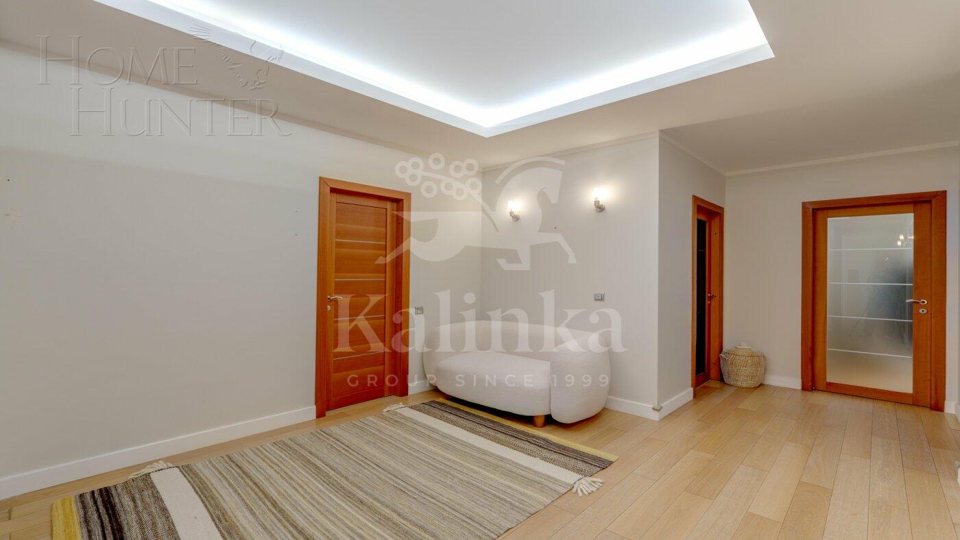 5-КОМН. КВАРТИРА С ОТДЕЛКОЙ 204.2 М² НА 3 ЭТАЖЕ