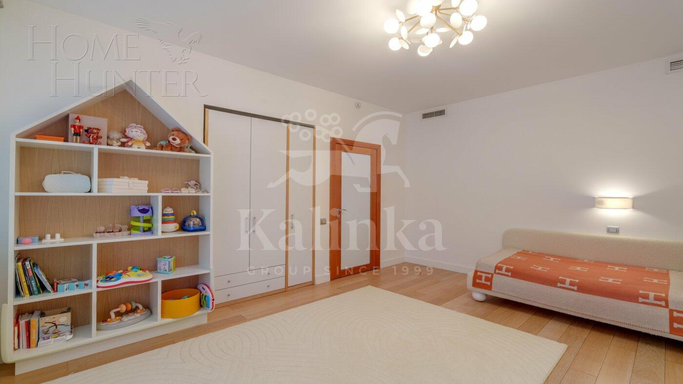 5-КОМН. КВАРТИРА С ОТДЕЛКОЙ 204.2 М² НА 3 ЭТАЖЕ