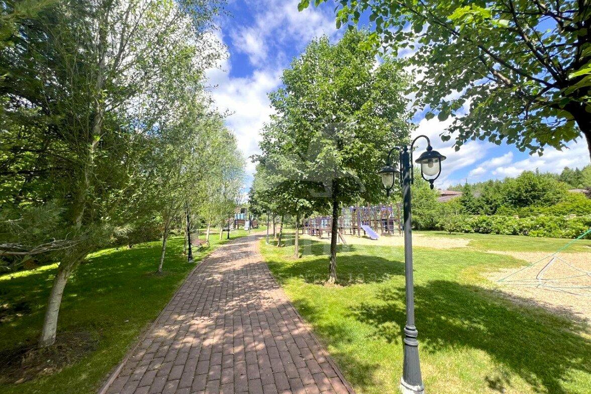 Участок 292.29 сот. в охраняемом поселке