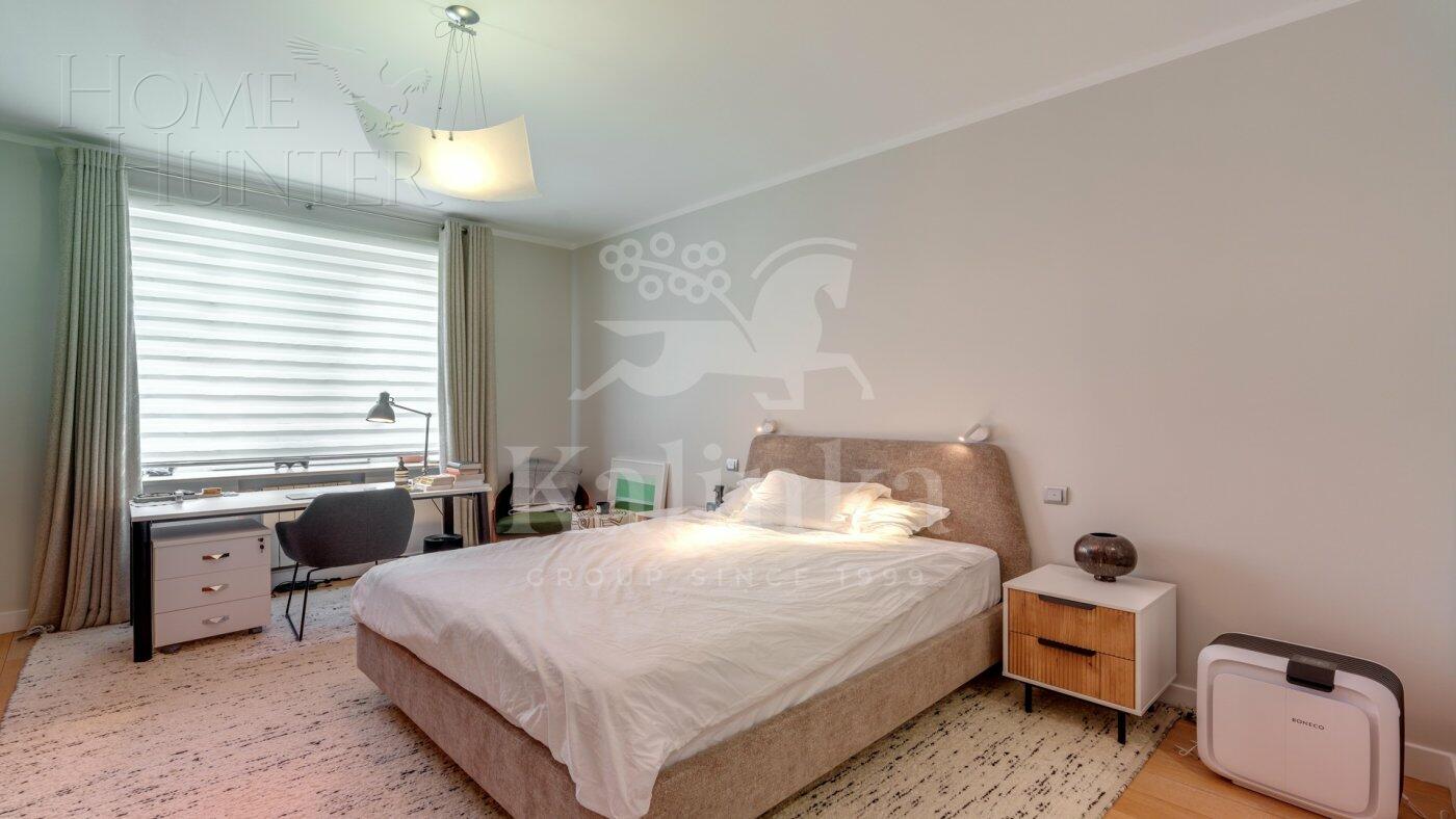 5-КОМН. КВАРТИРА С ОТДЕЛКОЙ 204.2 М² НА 3 ЭТАЖЕ