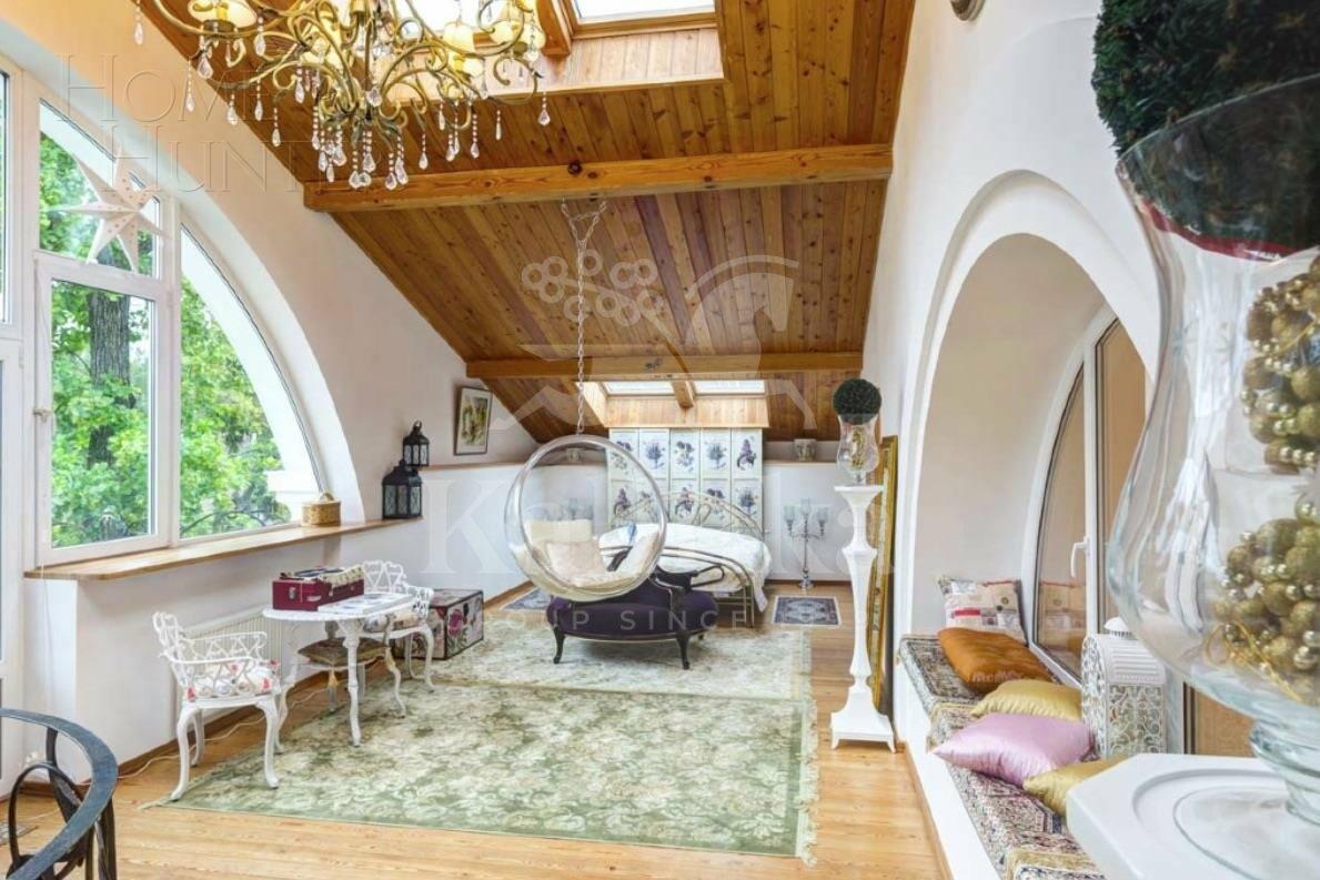 2-этажный коттедж 900 м² с отделкой