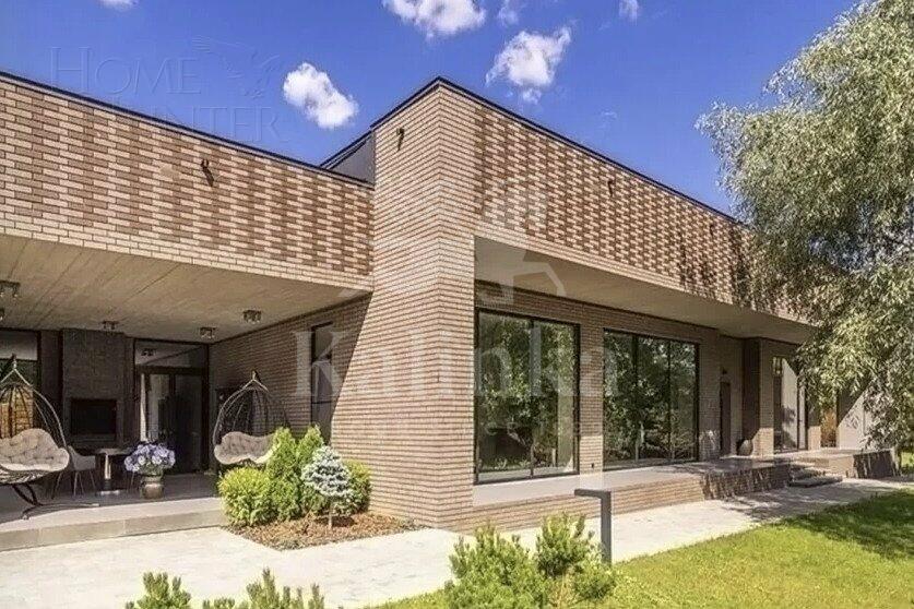 1-этажный коттедж 492 м² с отделкой