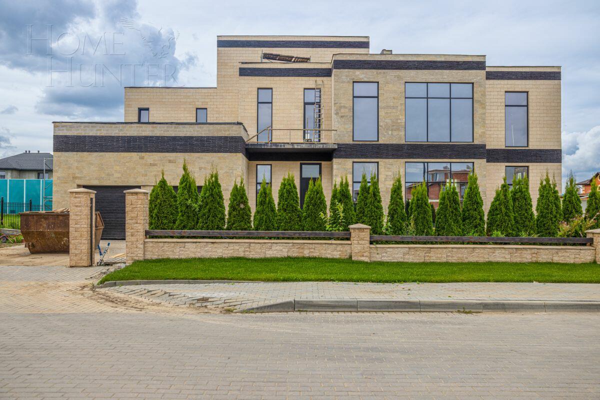 2-этажный коттедж 830 м² без отделки