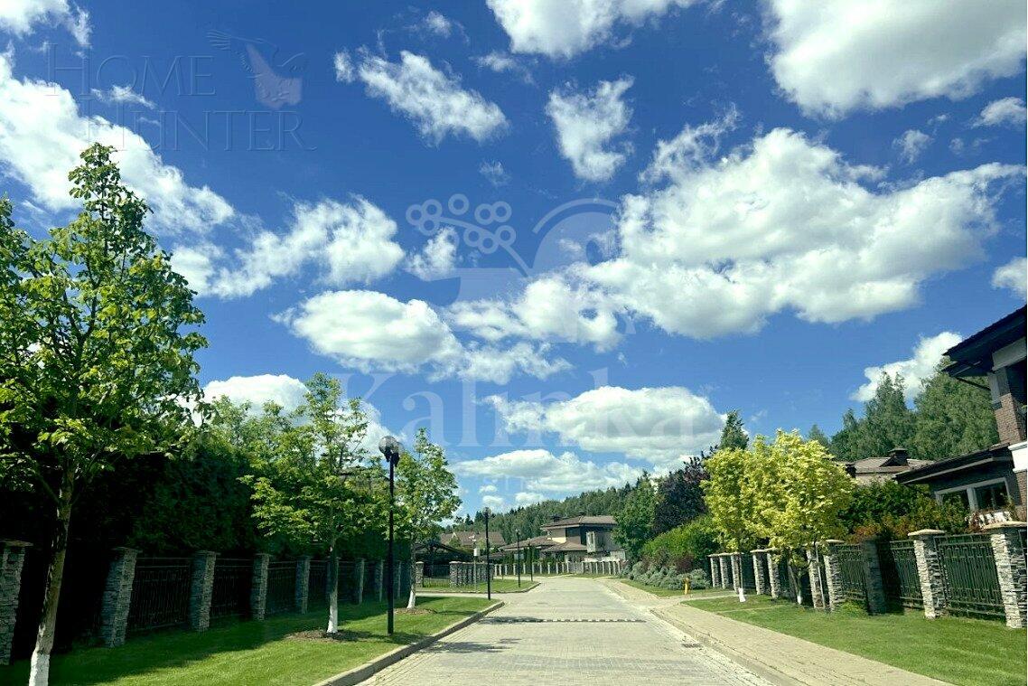 Участок 181.38 сот. в охраняемом поселке