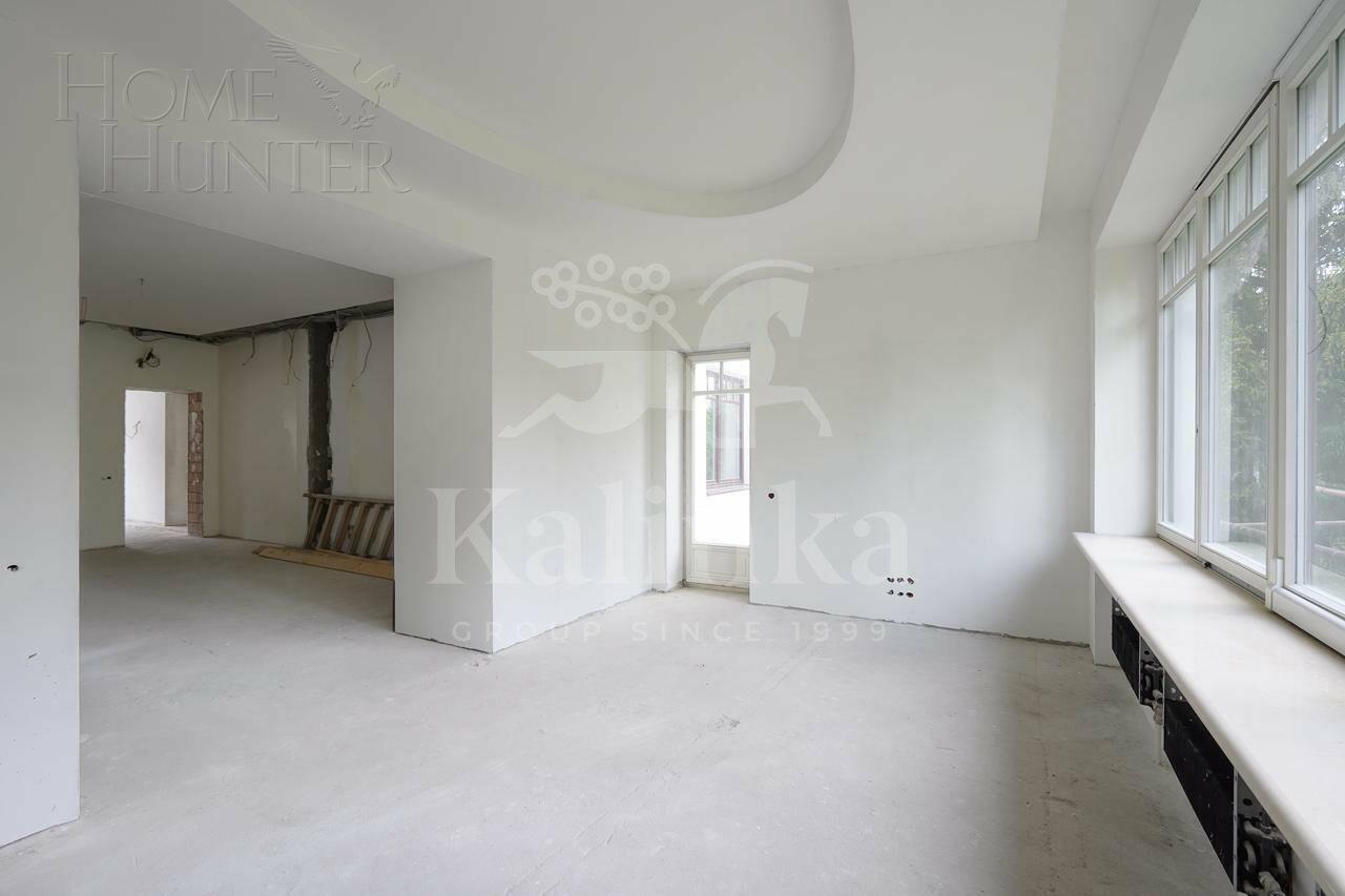 3-этажный коттедж 501.7 м² без отделки