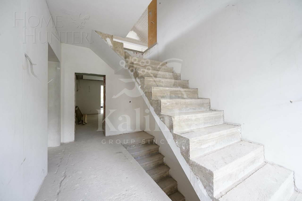 3-этажный коттедж 501.7 м² без отделки