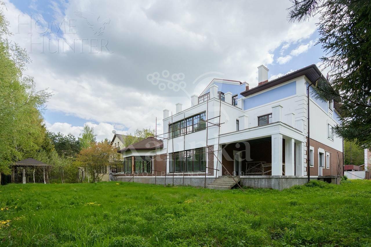 3-этажный коттедж 501.7 м² без отделки