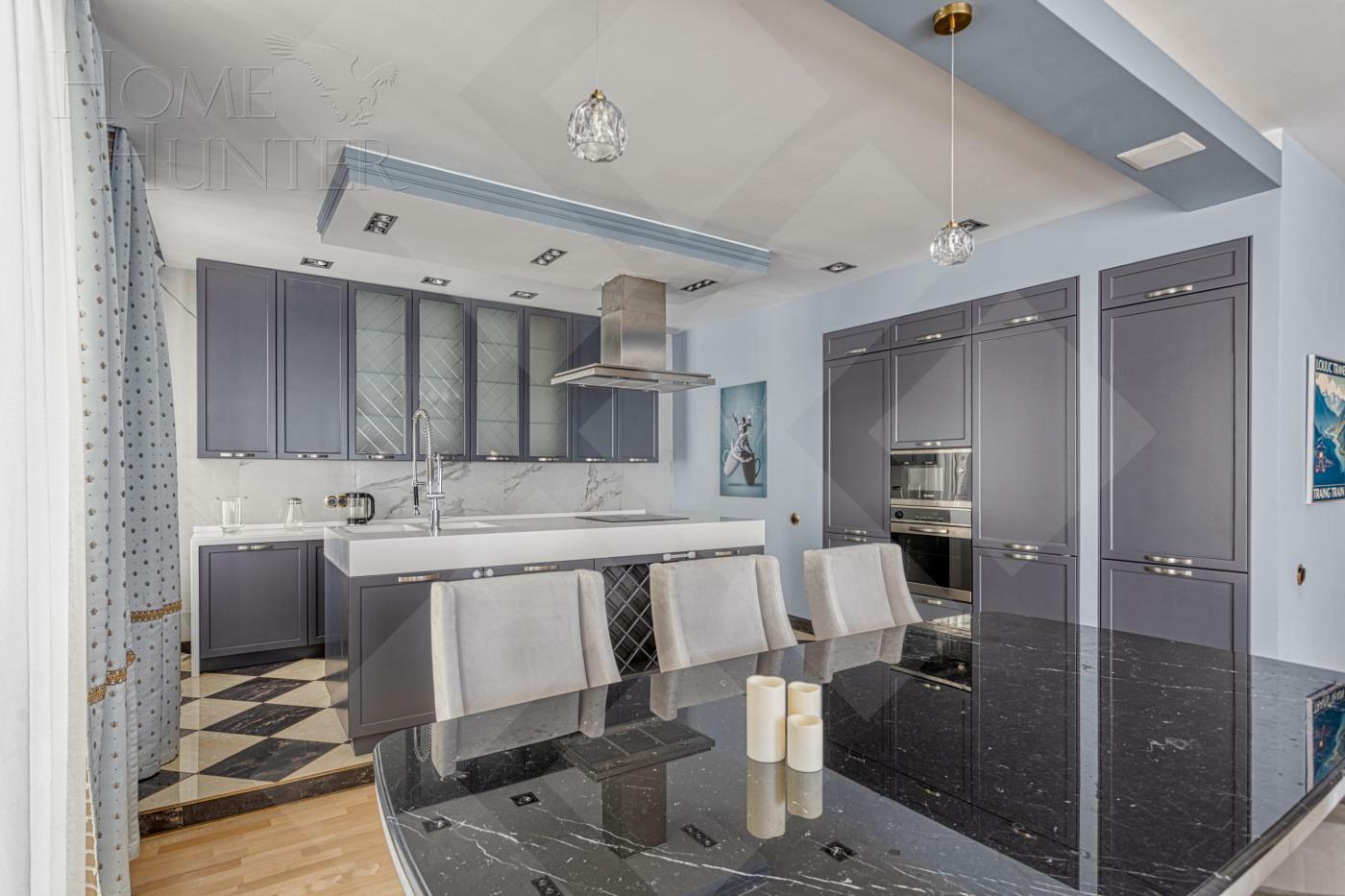 3-КОМН. КВАРТИРА С ОТДЕЛКОЙ 135 М² НА 3 ЭТАЖЕ