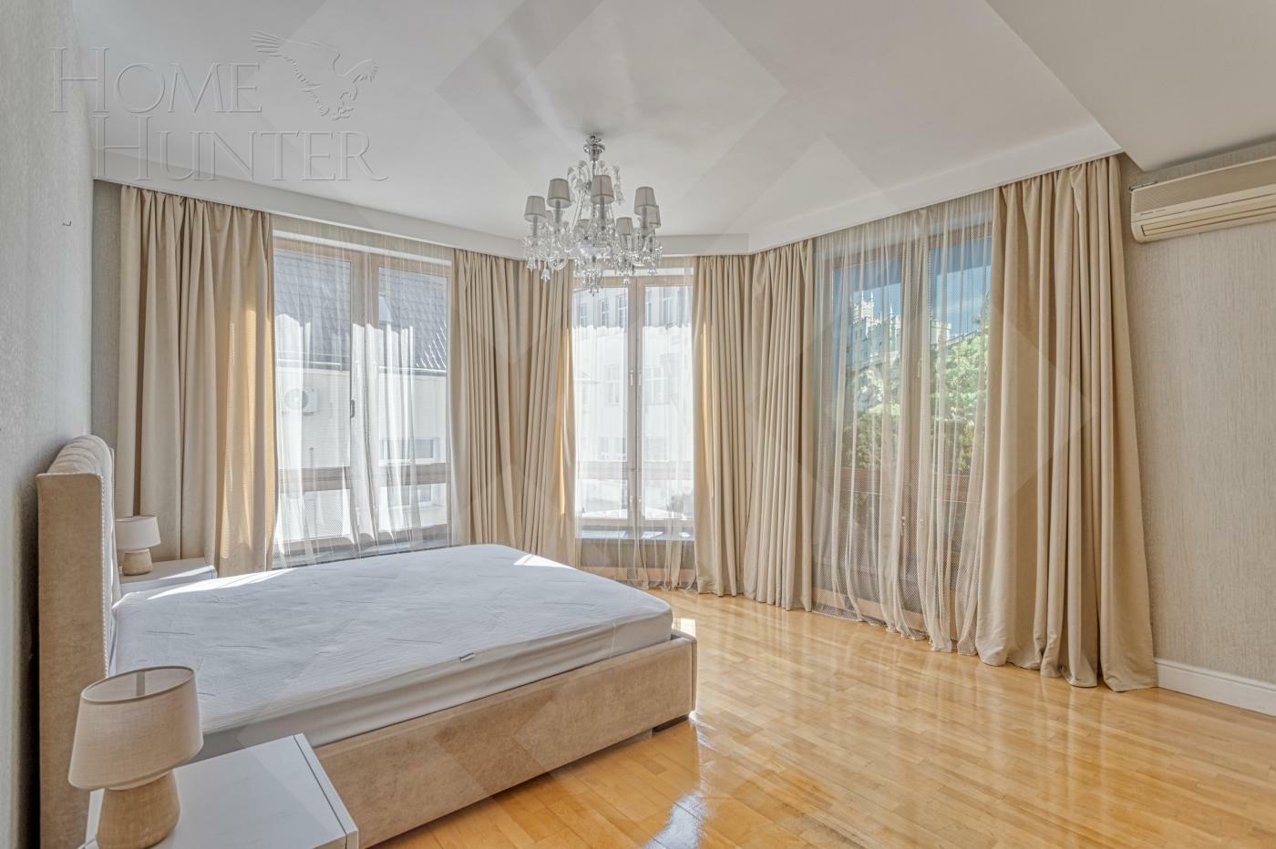 3-КОМН. КВАРТИРА С ОТДЕЛКОЙ 135 М² НА 3 ЭТАЖЕ