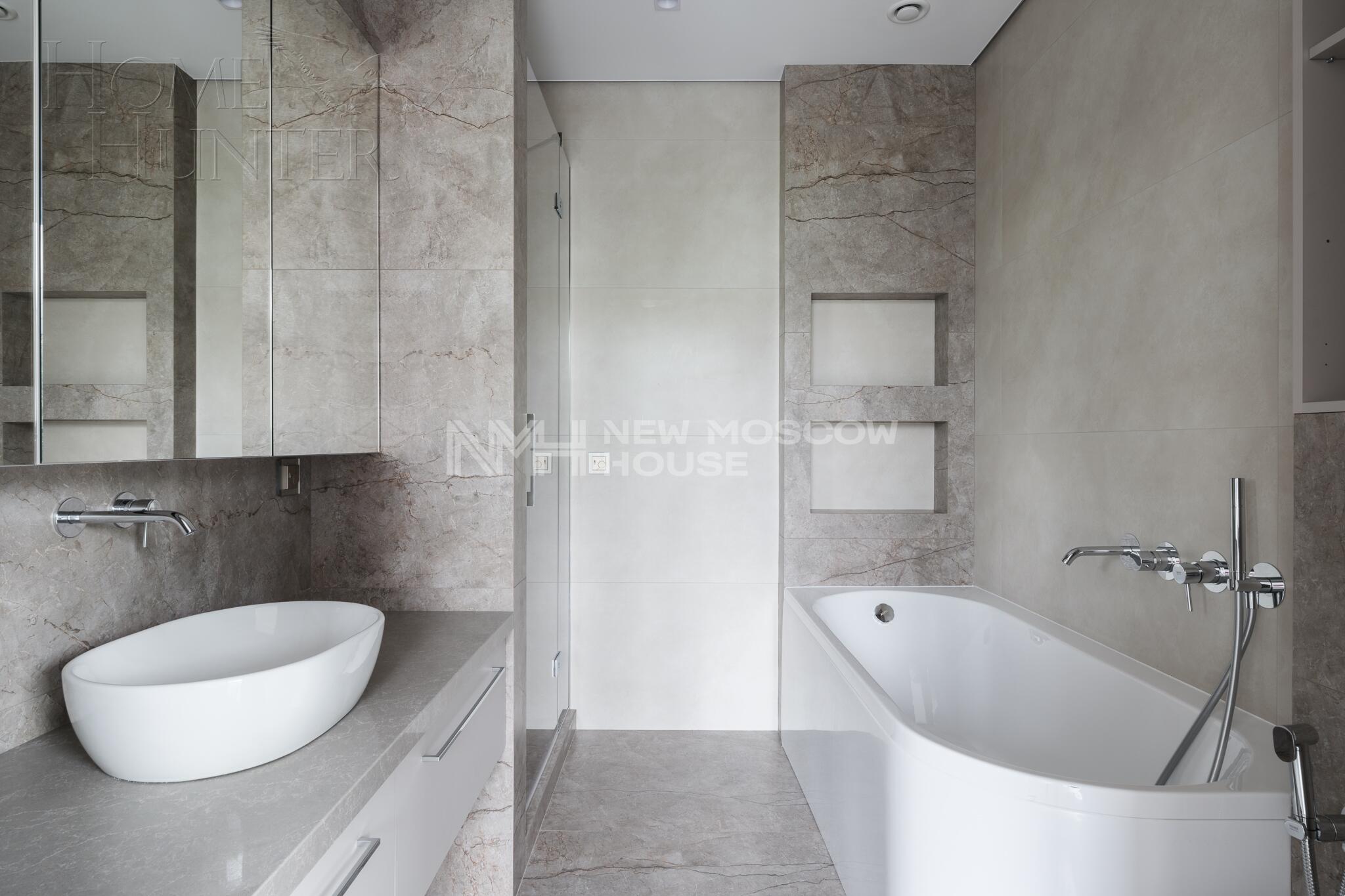 2-этажный коттедж 640 м² с отделкой