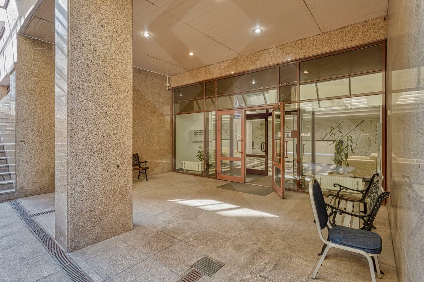 3-КОМН. КВАРТИРА С ОТДЕЛКОЙ 135 М² НА 3 ЭТАЖЕ