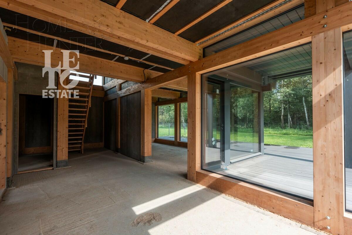 2-этажный коттедж 322.2 м² без отделки