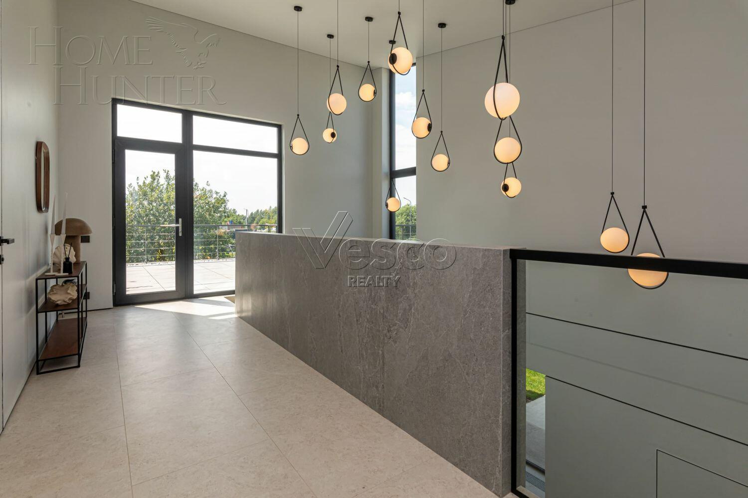 2-этажный коттедж 420 м² с отделкой