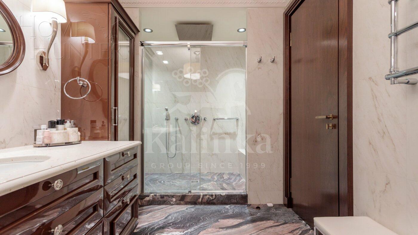 3-КОМН. КВАРТИРА С ОТДЕЛКОЙ 175 М² НА 8 ЭТАЖЕ