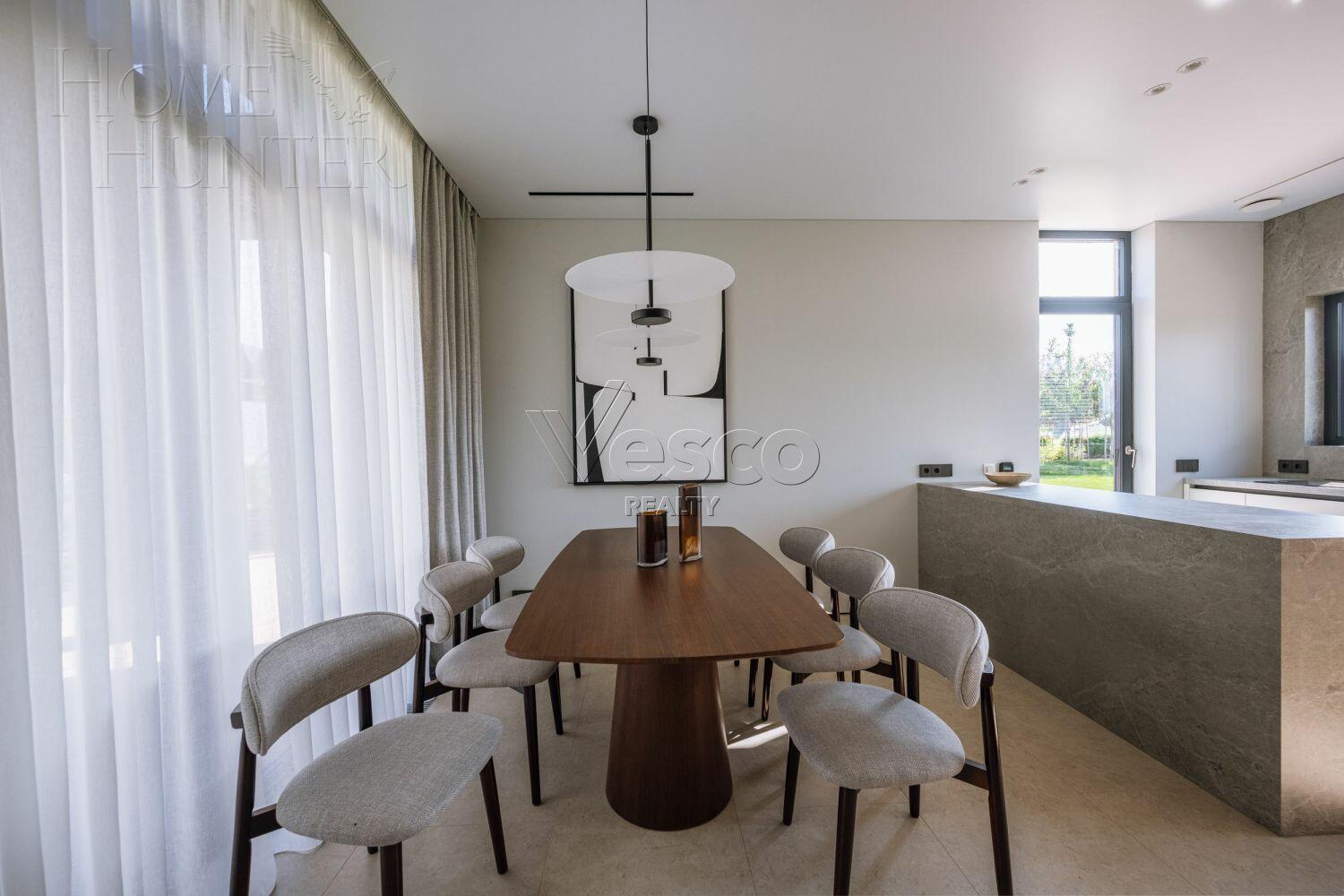 2-этажный коттедж 420 м² с отделкой