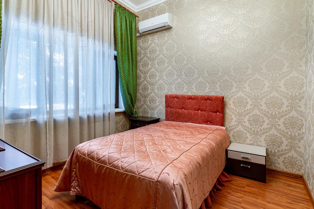 3-этажный таунхаус 270 м² с отделкой