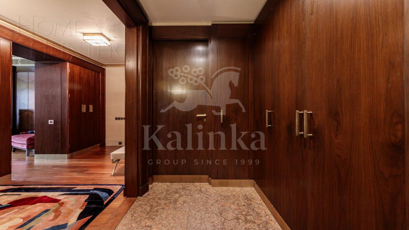 3-КОМН. КВАРТИРА С ОТДЕЛКОЙ 175 М² НА 8 ЭТАЖЕ