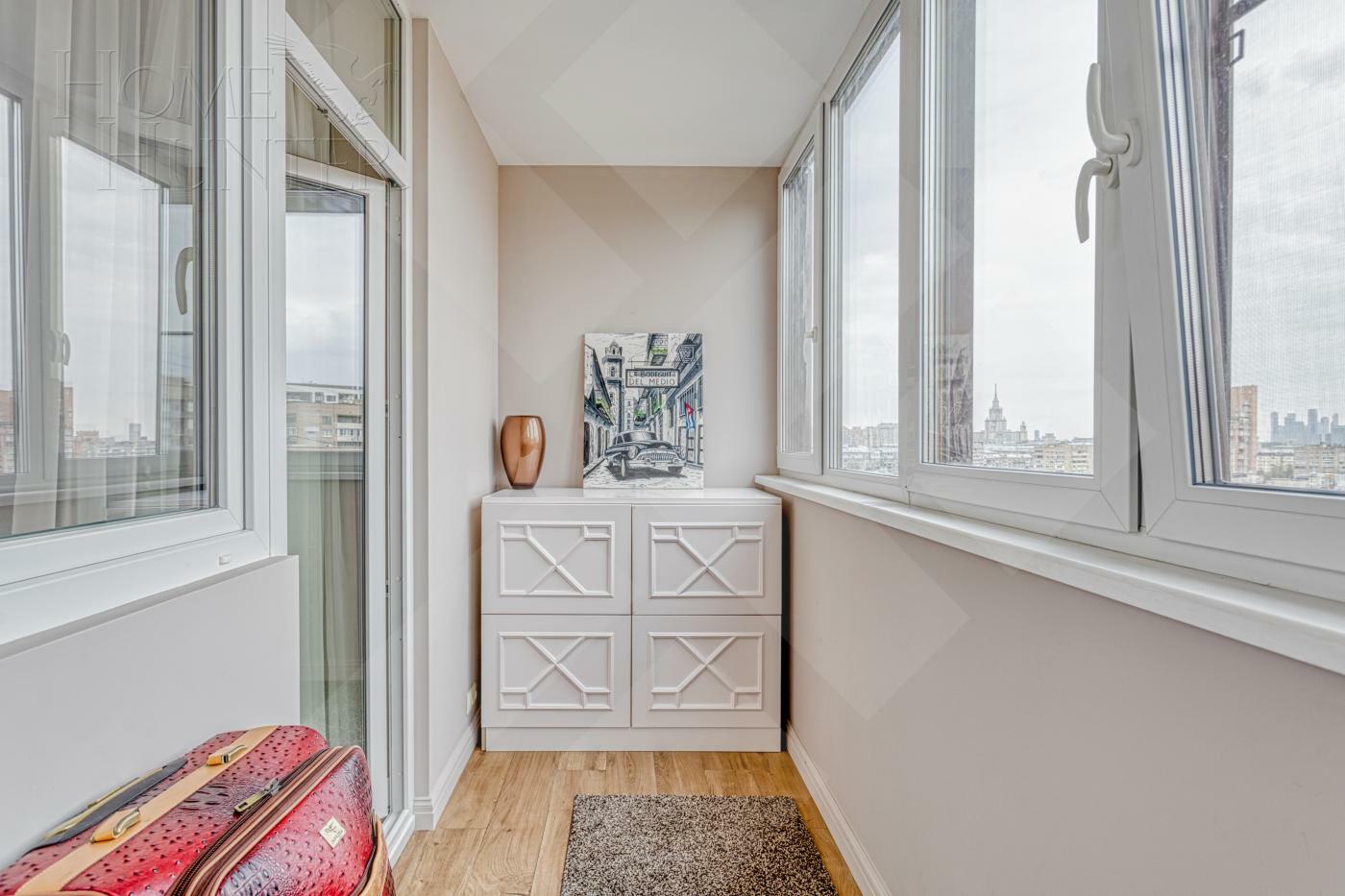 4-КОМН. КВАРТИРА С ОТДЕЛКОЙ 131 М² НА 9 ЭТАЖЕ