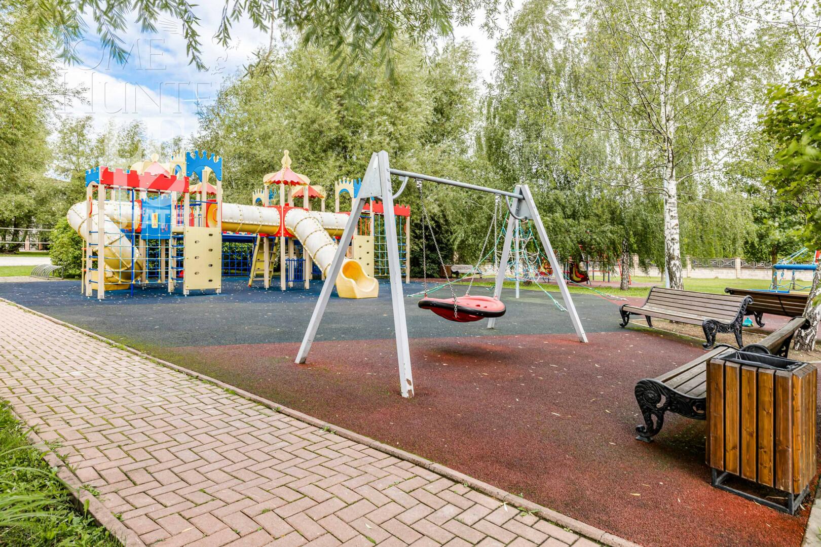 2-этажный коттедж 1 244 м² с отделкой