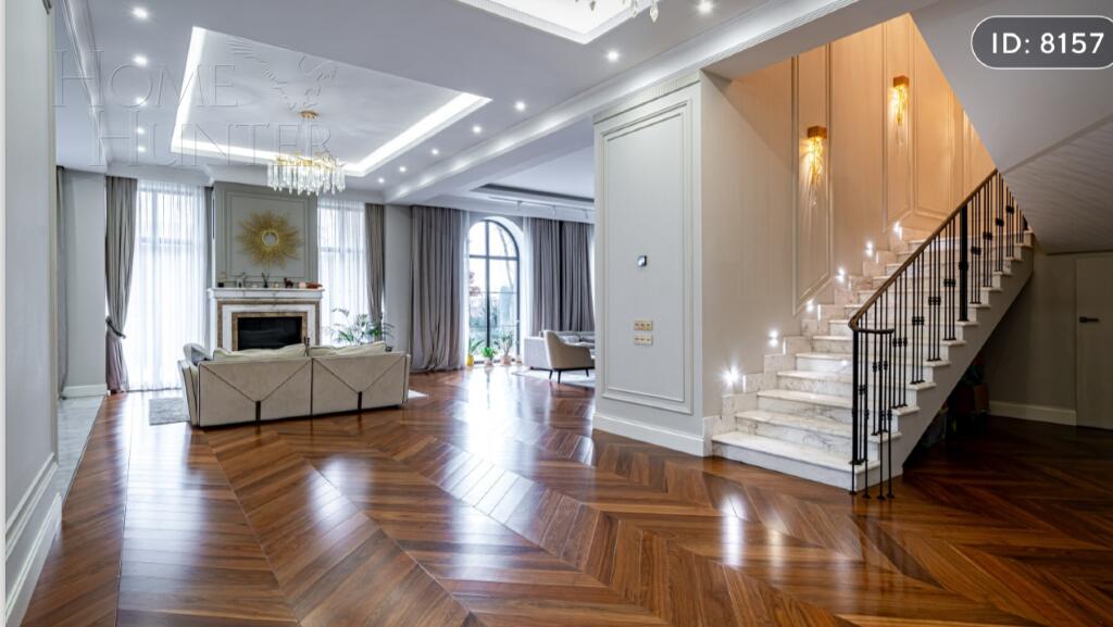 2-этажный коттедж 490 м² с отделкой