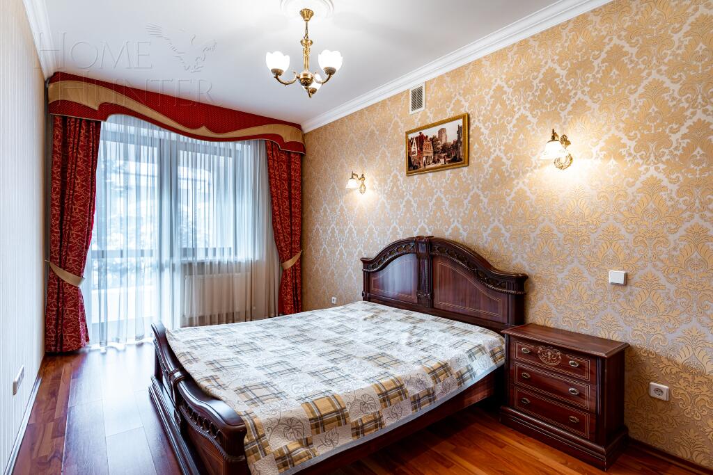 3-этажный таунхаус 270 м² с отделкой