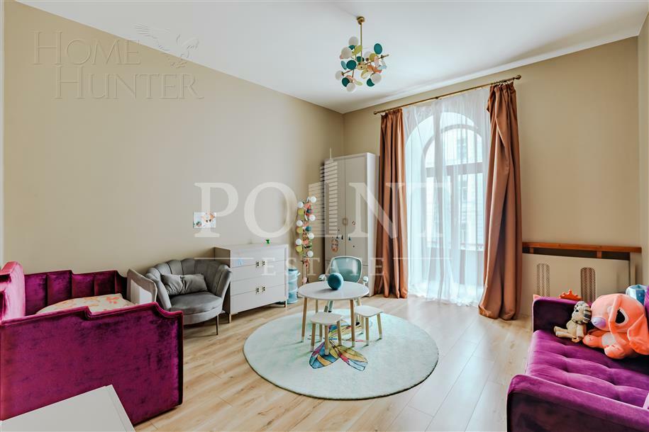 6-КОМН. КВАРТИРА С ОТДЕЛКОЙ 303 М² НА 3 ЭТАЖЕ