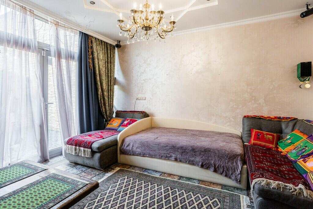 2-этажный таунхаус 390 м² с отделкой