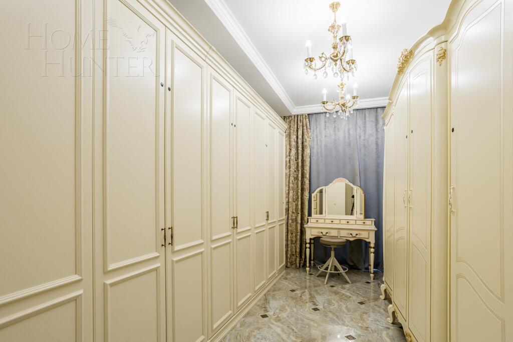 2-этажный таунхаус 390 м² с отделкой
