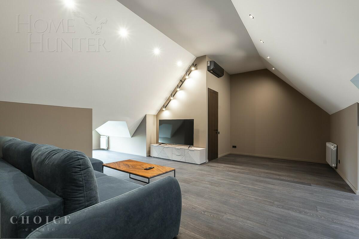 2-этажный таунхаус 400 м² с отделкой