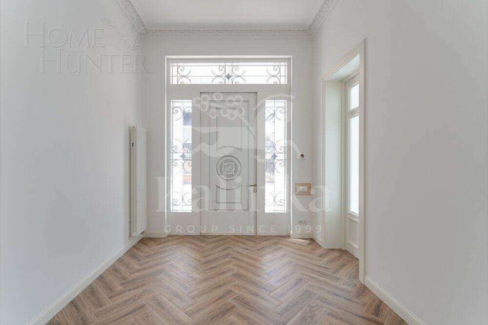 2-этажный коттедж 660 м² с отделкой