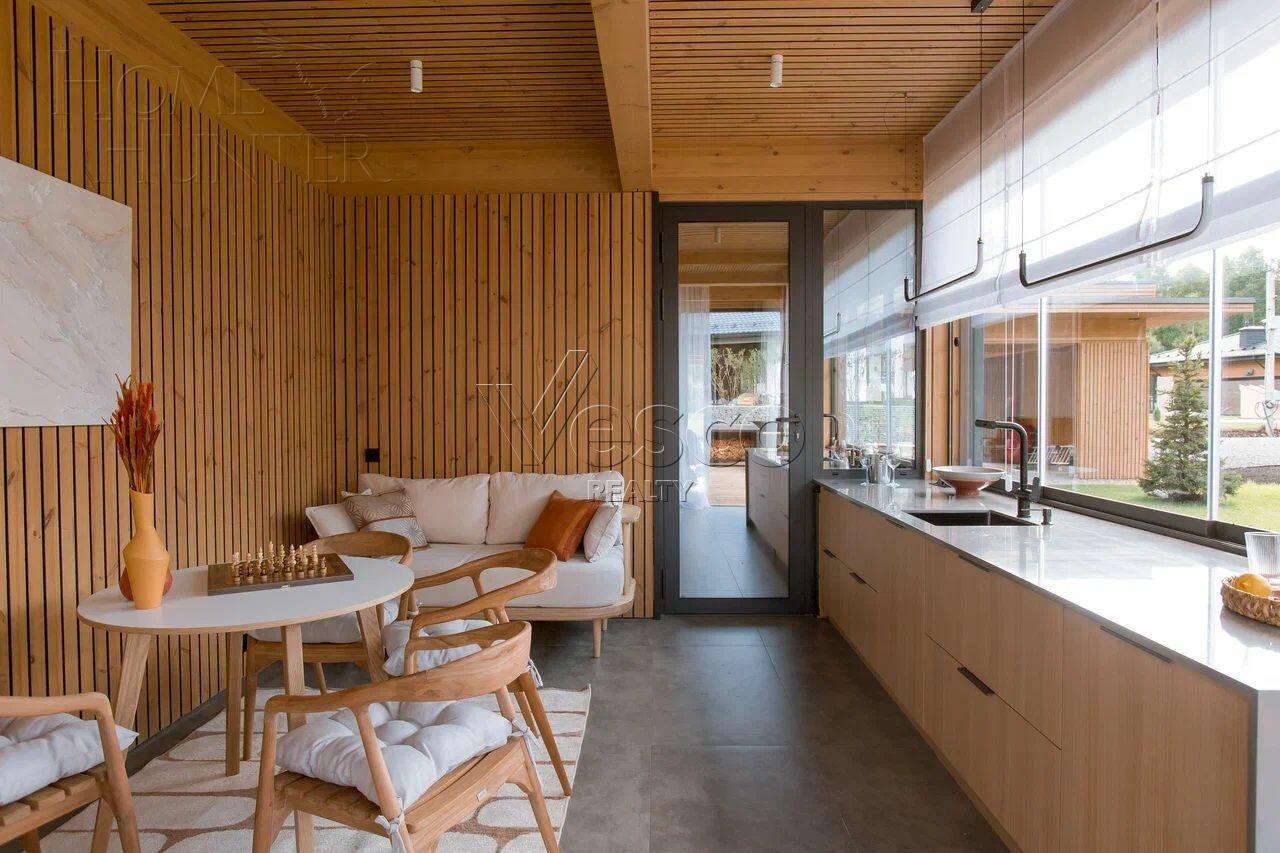 1-этажный коттедж 190 м² с отделкой