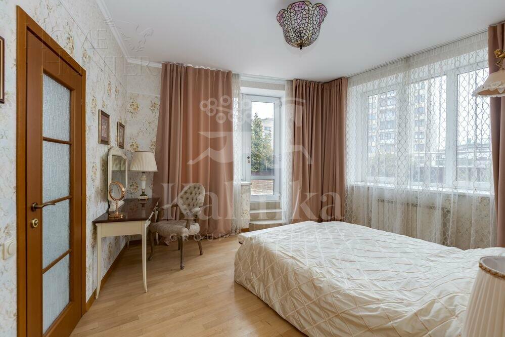 6-КОМН. КВАРТИРА С ОТДЕЛКОЙ 349.3 М² НА 6 ЭТАЖЕ