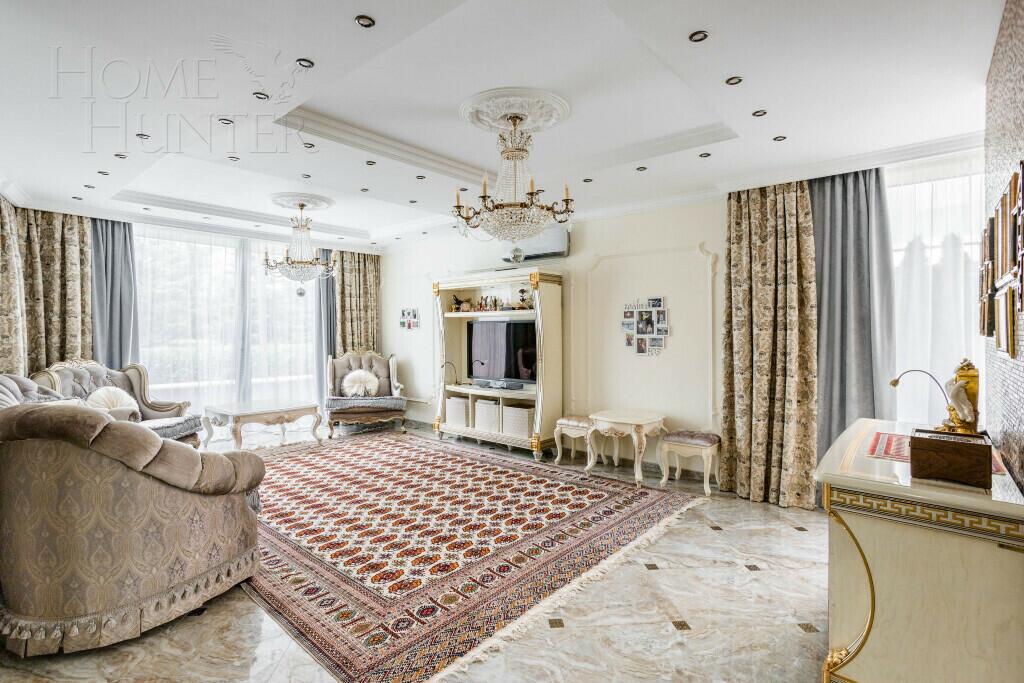 2-этажный таунхаус 390 м² с отделкой