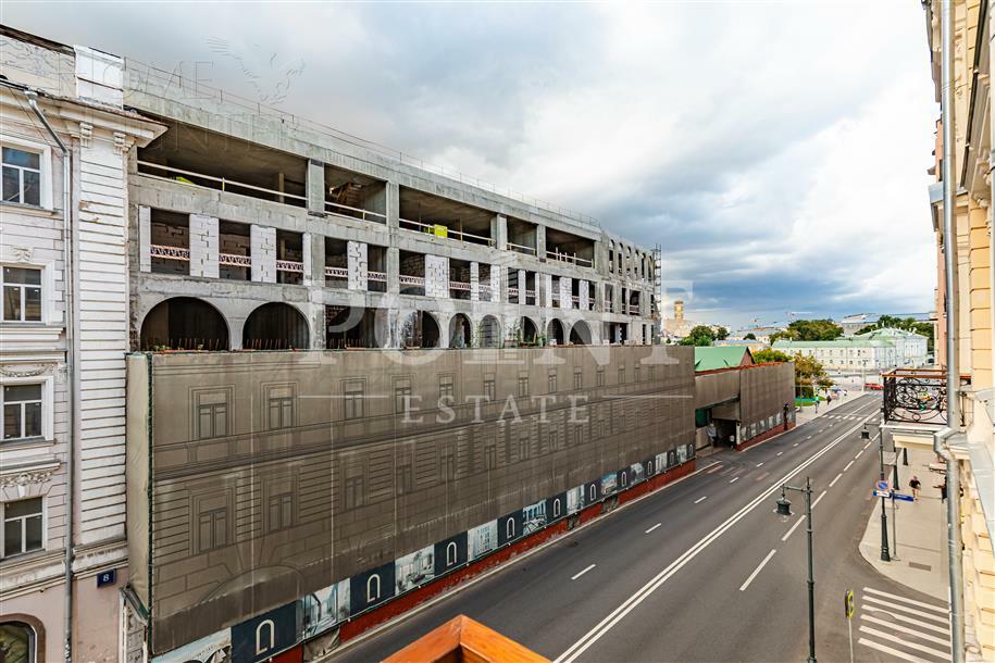 6-КОМН. КВАРТИРА С ОТДЕЛКОЙ 303 М² НА 3 ЭТАЖЕ