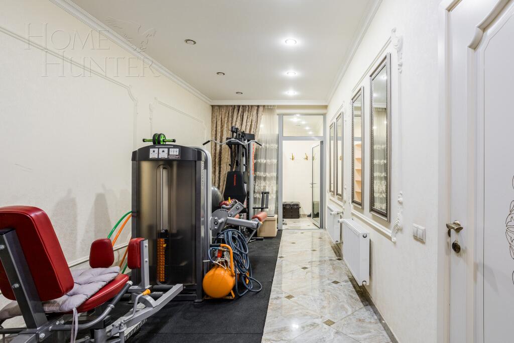 2-этажный таунхаус 390 м² с отделкой