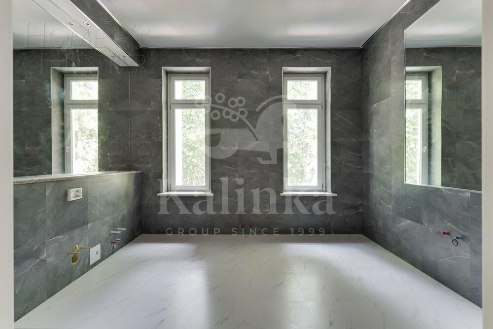 2-этажный коттедж 660 м² с отделкой