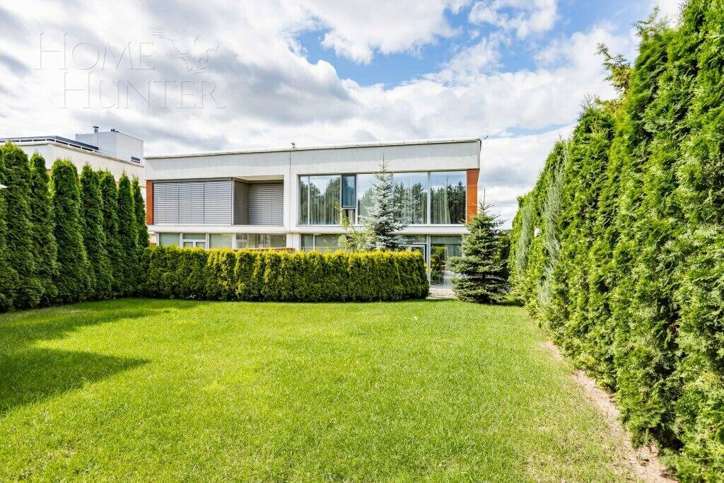 2-этажный таунхаус 390 м² с отделкой