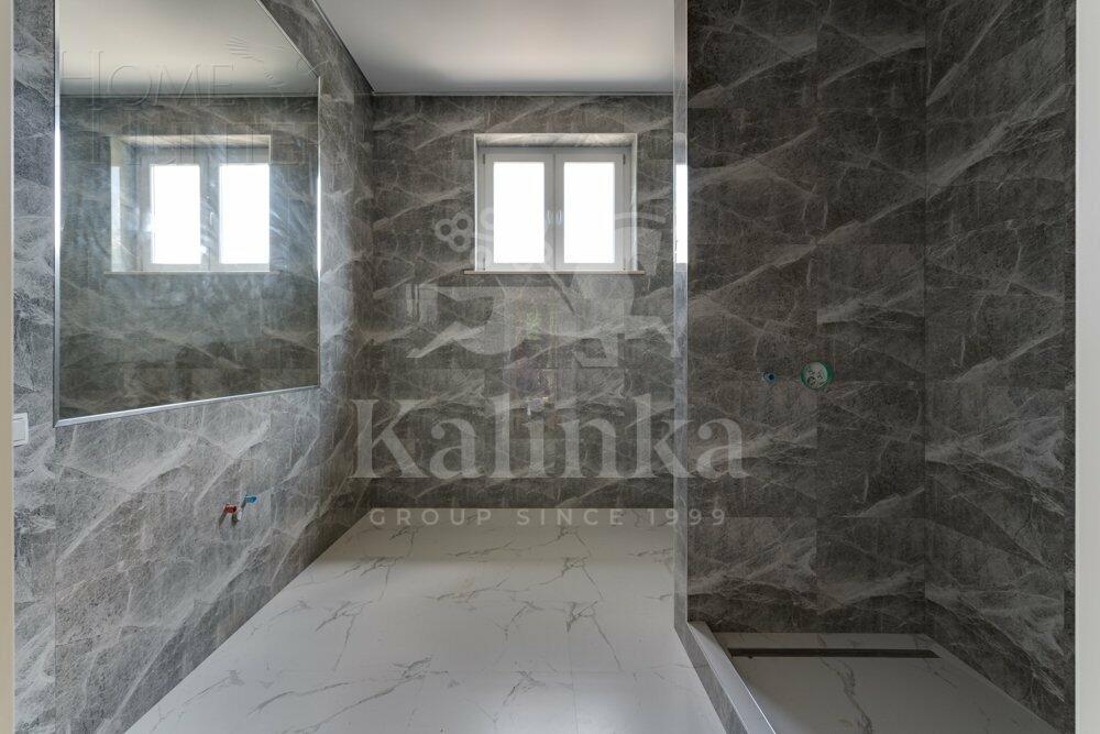 2-этажный коттедж 660 м² с отделкой