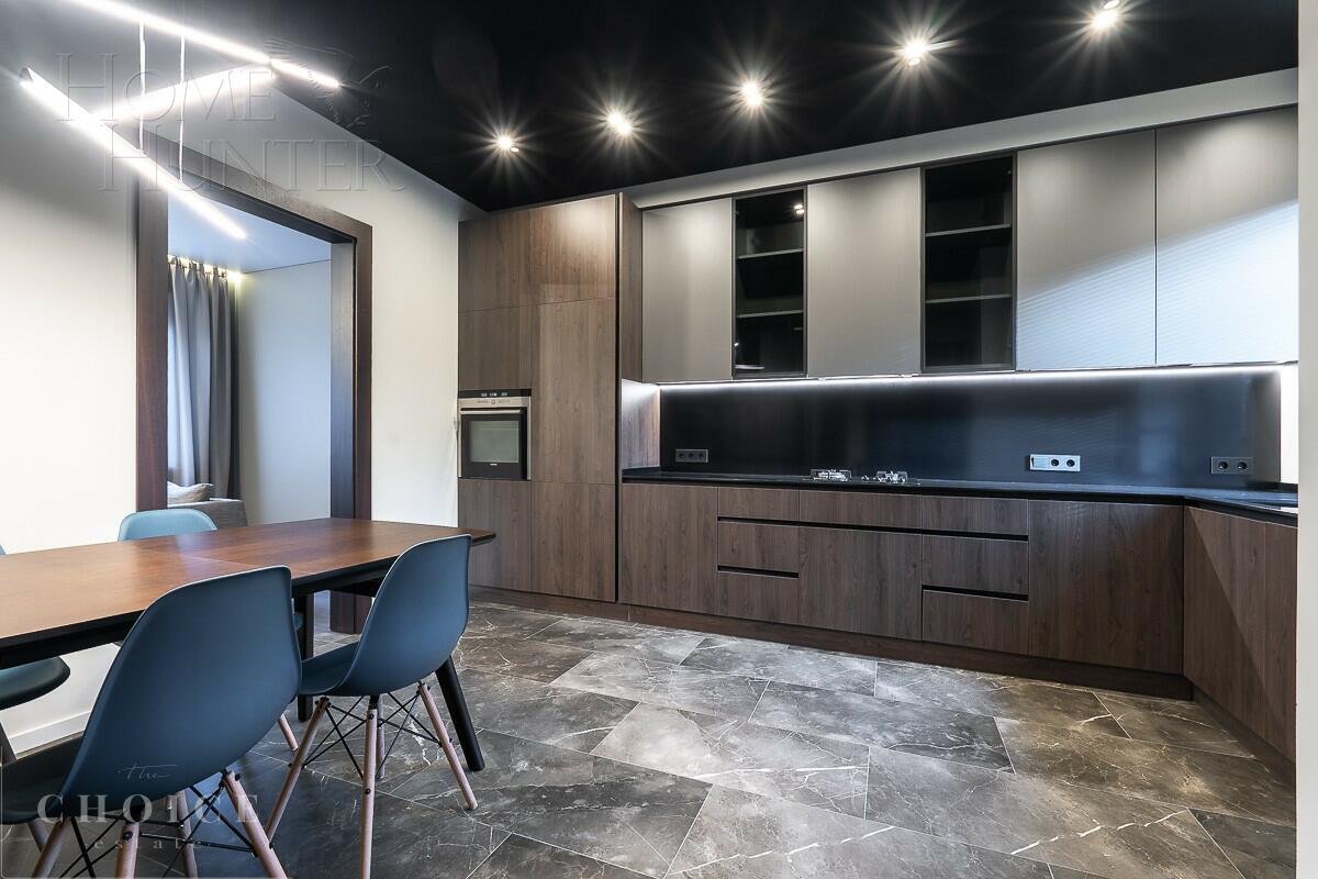 2-этажный таунхаус 400 м² с отделкой